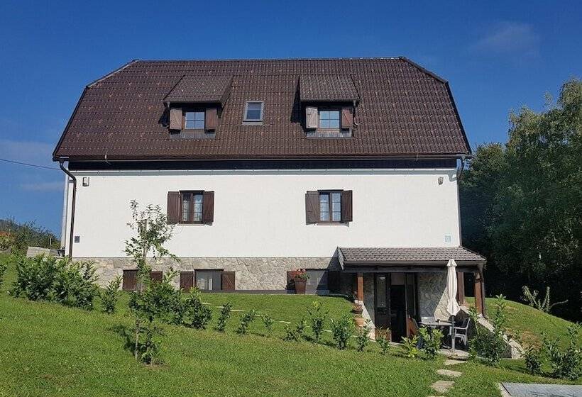 بنسيون Plitvice Lakes Villa Mija
