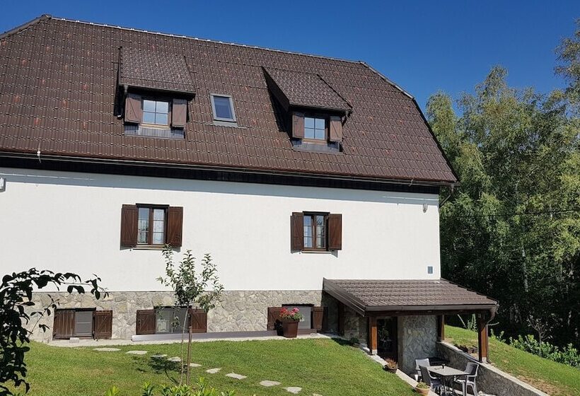 بنسيون Plitvice Lakes Villa Mija