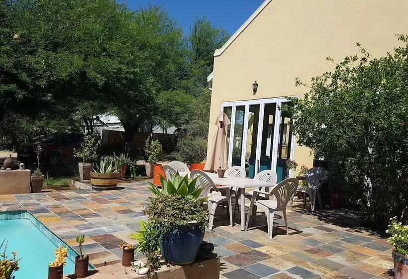 Majatalo Steytlerville Villa Guest House