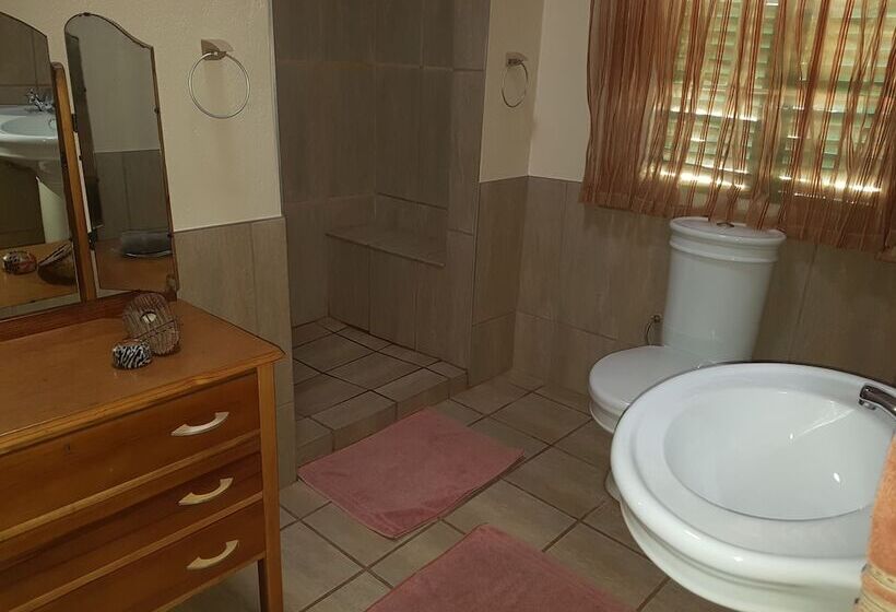 ペンション Steytlerville Villa Guest House