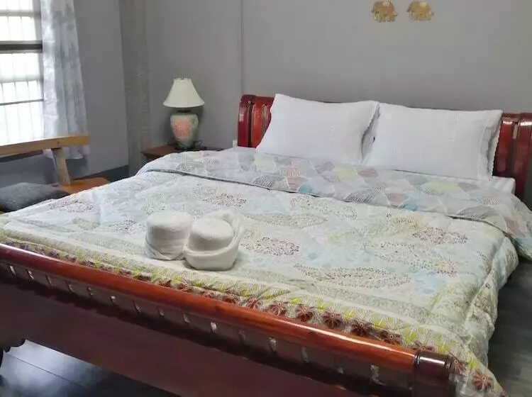 ペンション Yotin Guest House