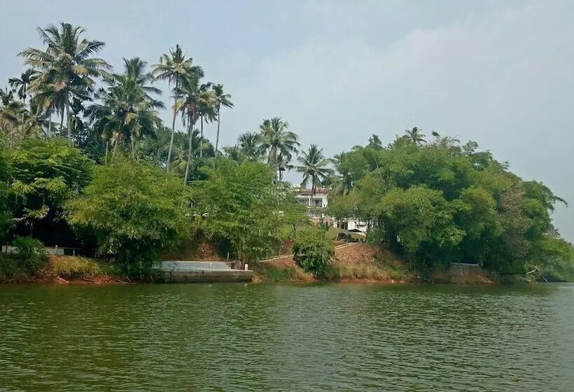 Lomakeskus Mekosha Ayurveda Spa Retreat