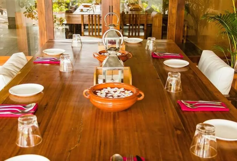 Lomakeskus Mekosha Ayurveda Spa Retreat