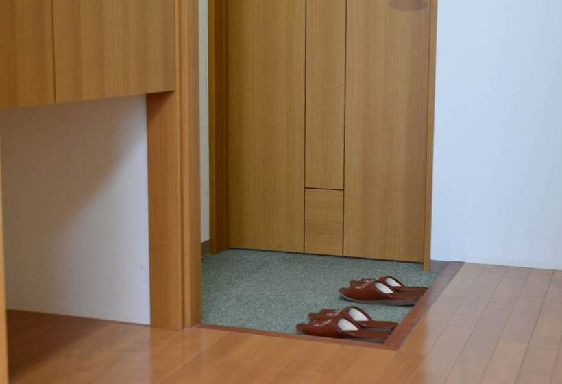 Рёкан Tanakaya Hinageshikan