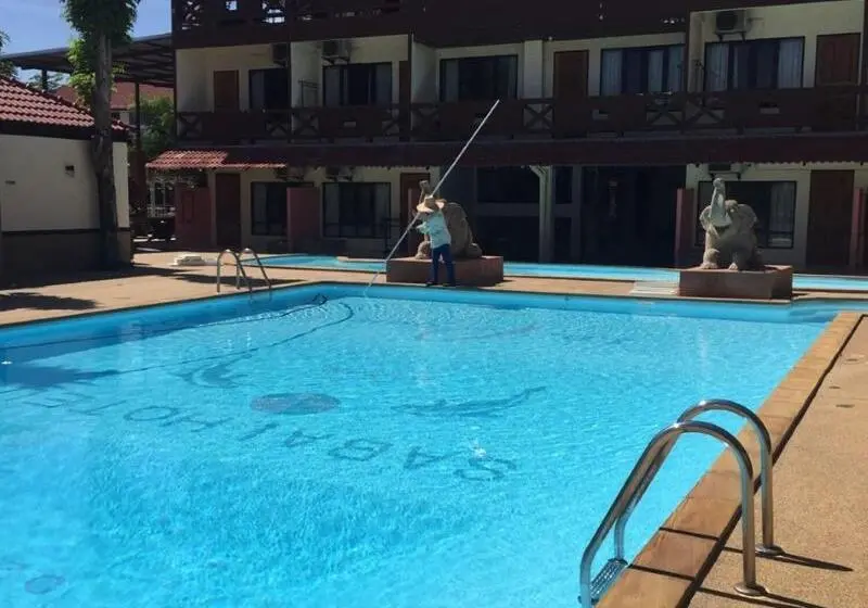 Sabai Hotel Lopburi
