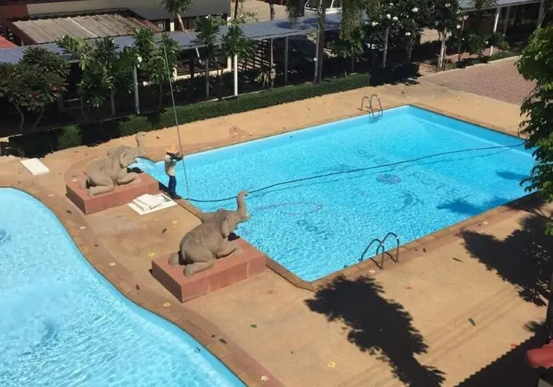 Sabai Hotel Lopburi