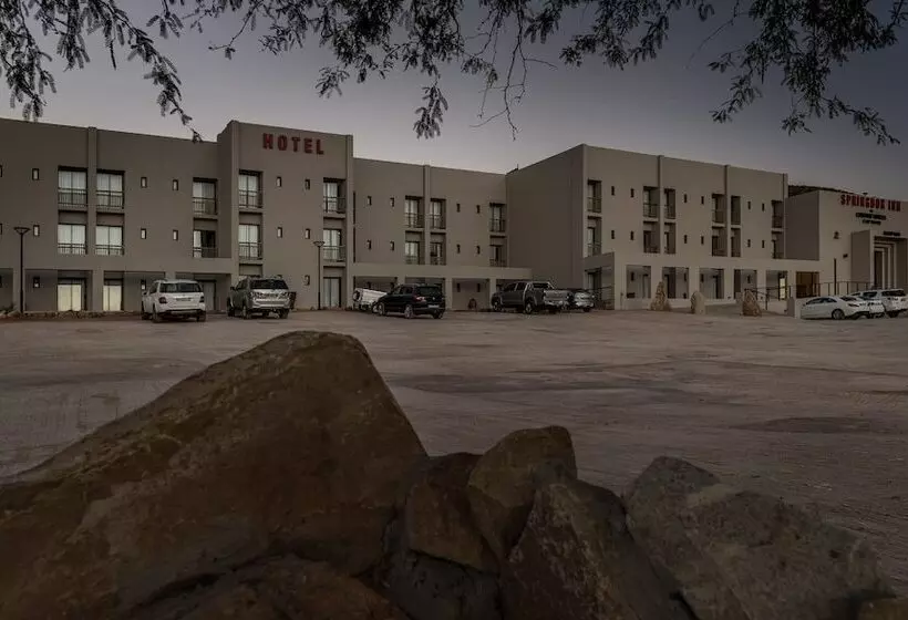 Springbok Inn By Country Hotels