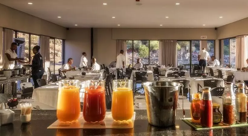 Springbok Inn By Country Hotels