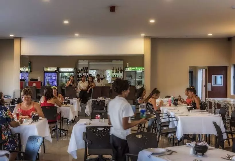 Springbok Inn By Country Hotels