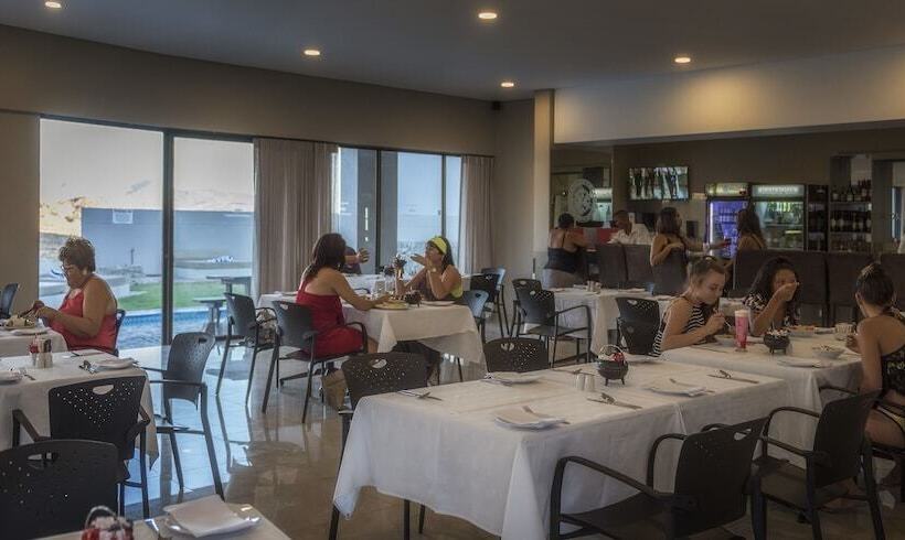 Springbok Inn By Country Hotels