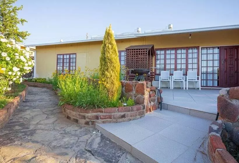 Gariep Dam Sunrose Group Of Guest Houses