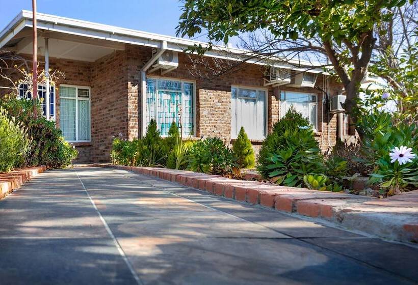 Gariep Dam Sunrose Group Of Guest Houses