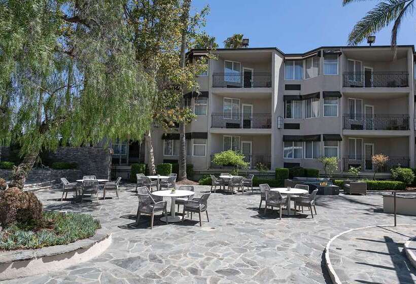 Belamar Hotel Manhattan Beach, Tapestry Collection By Hilton