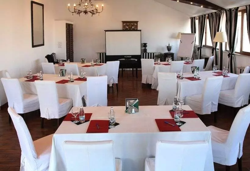 هتل Arc De Triomphe By Residence S