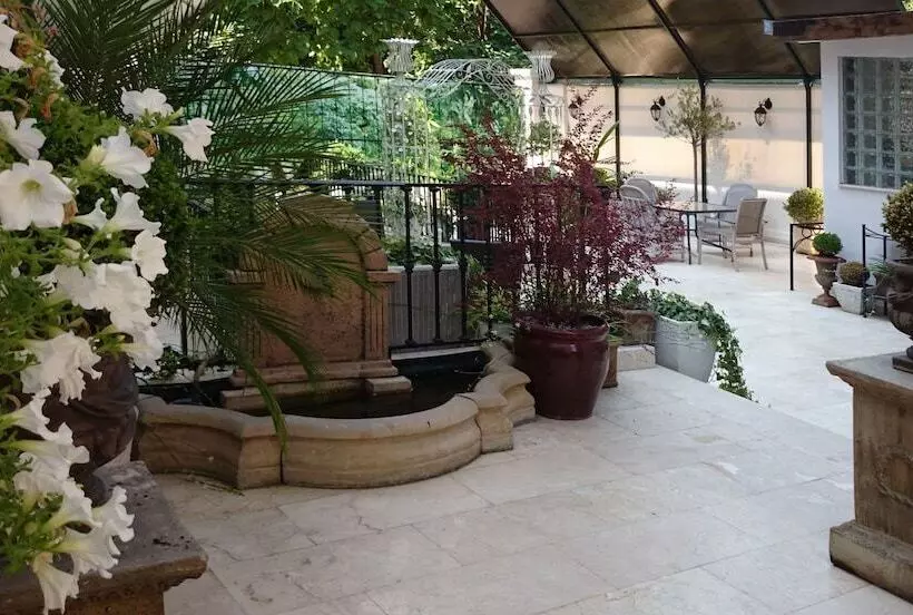 هتل Arc De Triomphe By Residence S