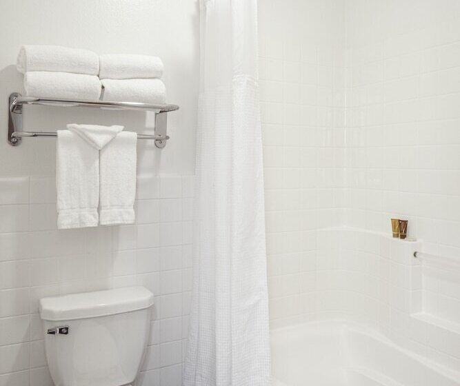 فندق Ayres Suites Mission Viejo   Lake Forest