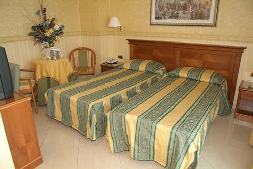 בית מלון כפרי Belvedere Mentana