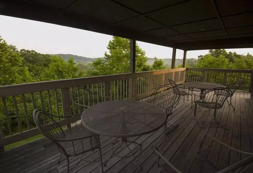 בית מלון כפרי Blue Licks Battlefield State Resort Park