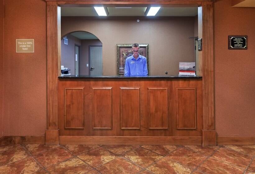 فندق Candlewood Suites St. Robert, An Ihg