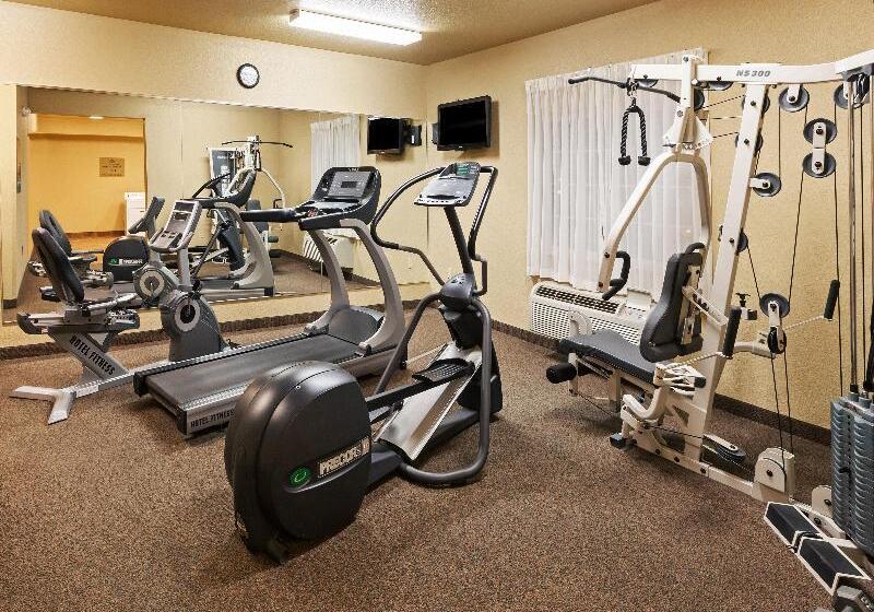 فندق Candlewood Suites St. Robert, An Ihg