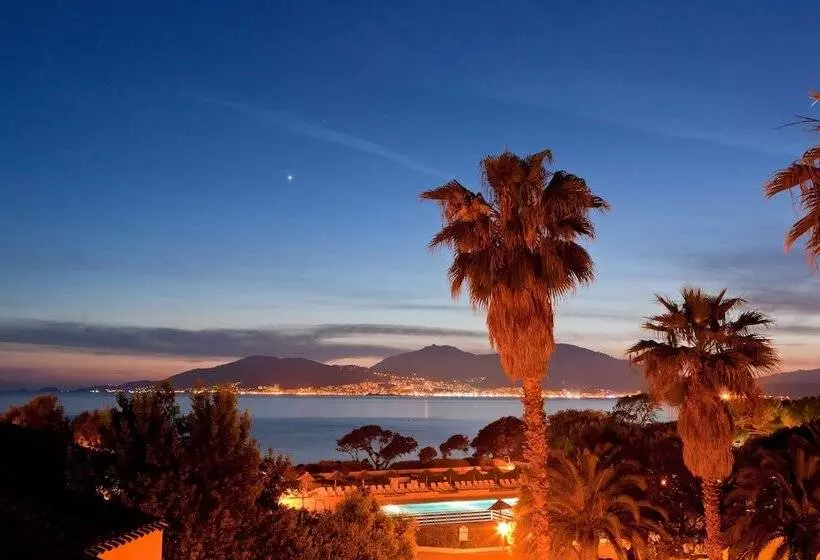 酒店 Club Marina Viva