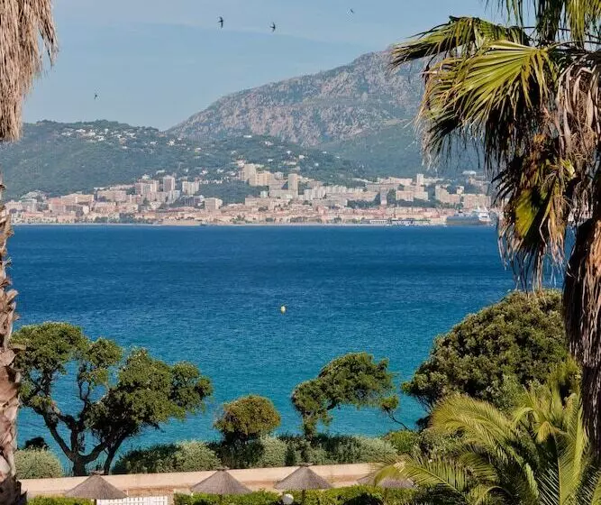 酒店 Club Marina Viva