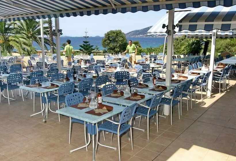 酒店 Club Marina Viva