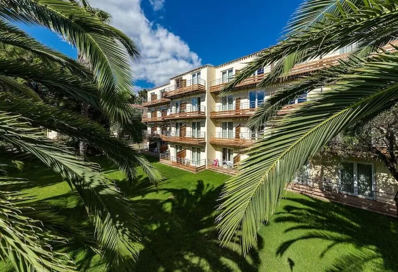 酒店 Club Marina Viva