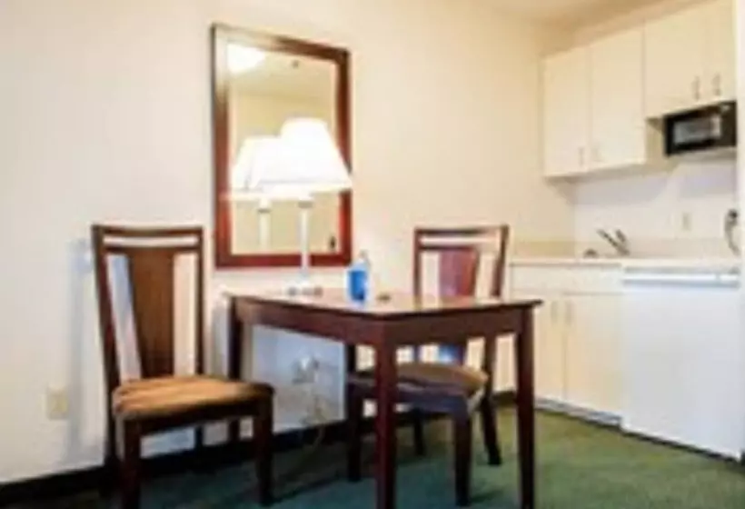 호텔 Greystone Inn & Suites