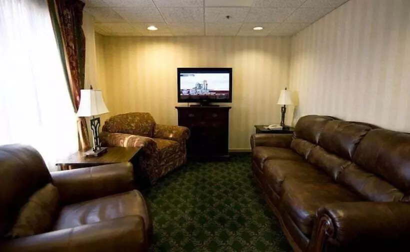 호텔 Greystone Inn & Suites