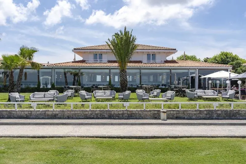 Hotelli Hr Hôtel & Spa Marin