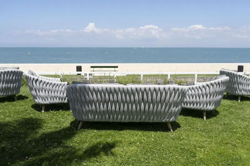 Hotelli Hr Hôtel & Spa Marin