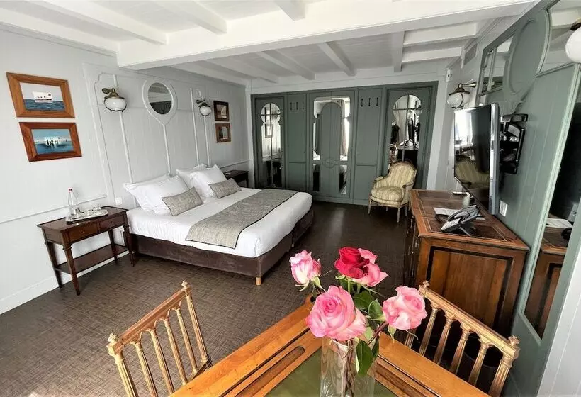 Отель Hr Hôtel & Spa Marin