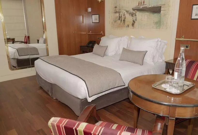 Отель Hr Hôtel & Spa Marin