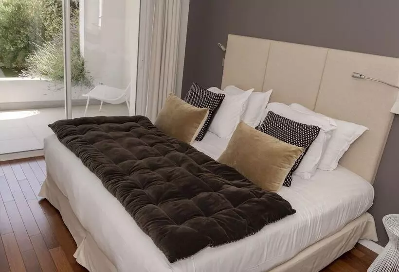 Отель Hr Hôtel & Spa Marin