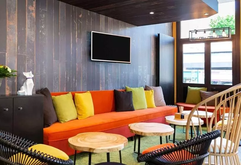 ホテル Ibis Centre Millau