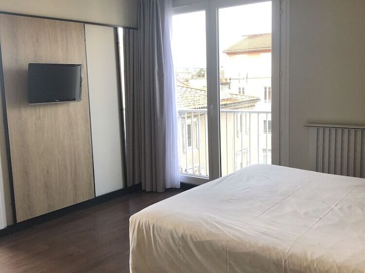 Hotel Ibis Centre Millau