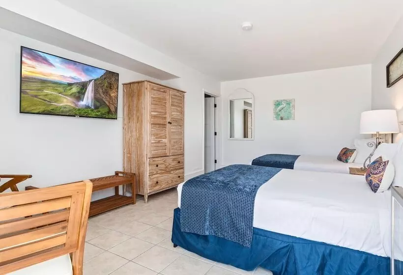 ホテル Lowes Wharf Marina Inn