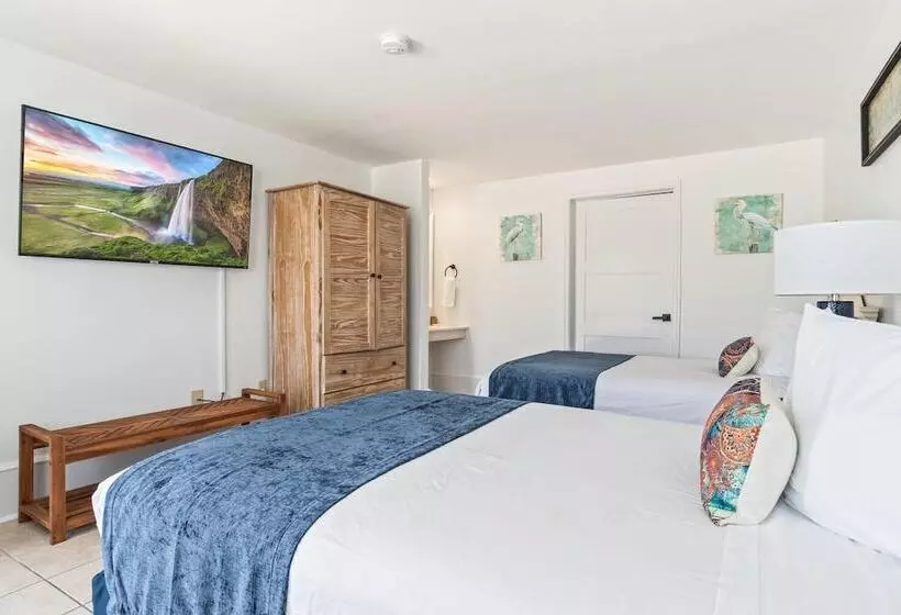 ホテル Lowes Wharf Marina Inn