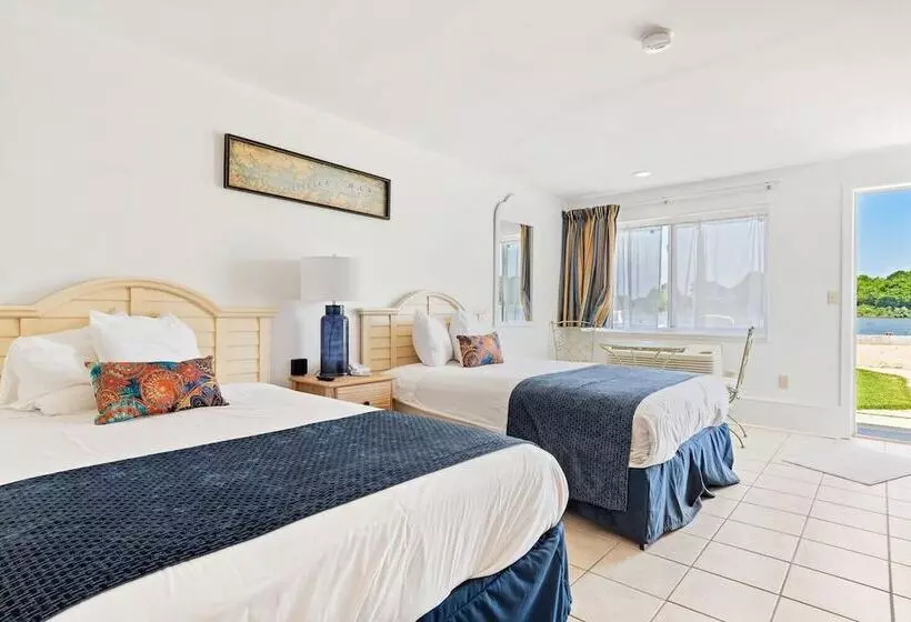 ホテル Lowes Wharf Marina Inn