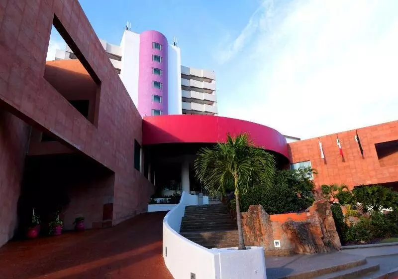 בית מלון כפרי Mision Mazatlan