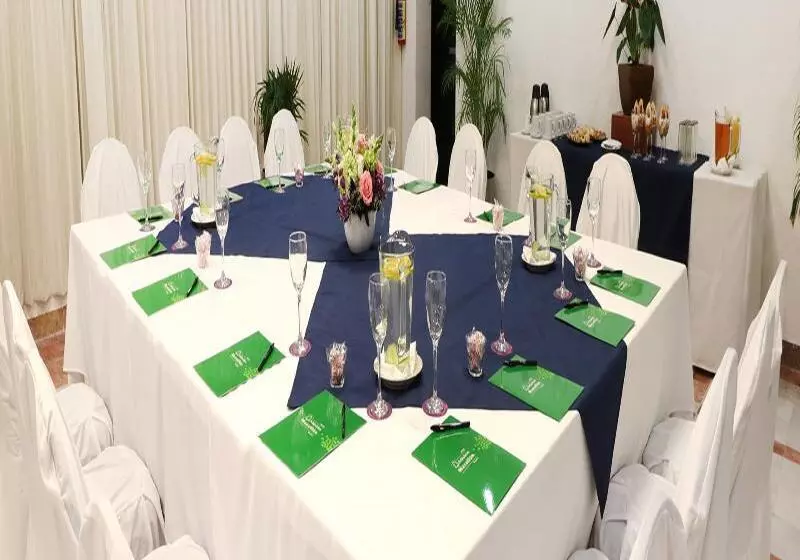 בית מלון כפרי Mision Mazatlan