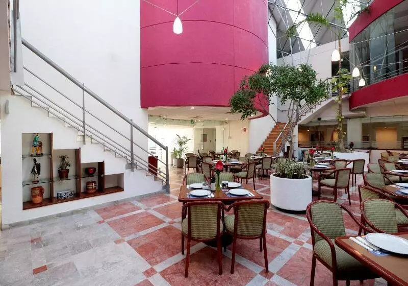 בית מלון כפרי Mision Mazatlan