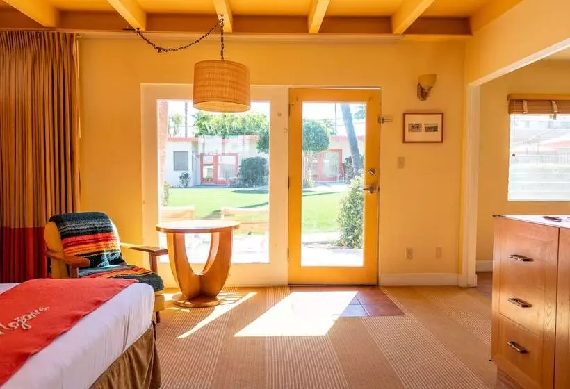 酒店 Mojave Resort