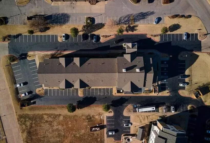 Отель Mysuites Lawton