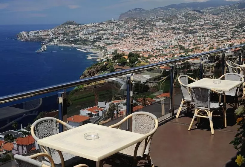 ホテル Ocean Gardens