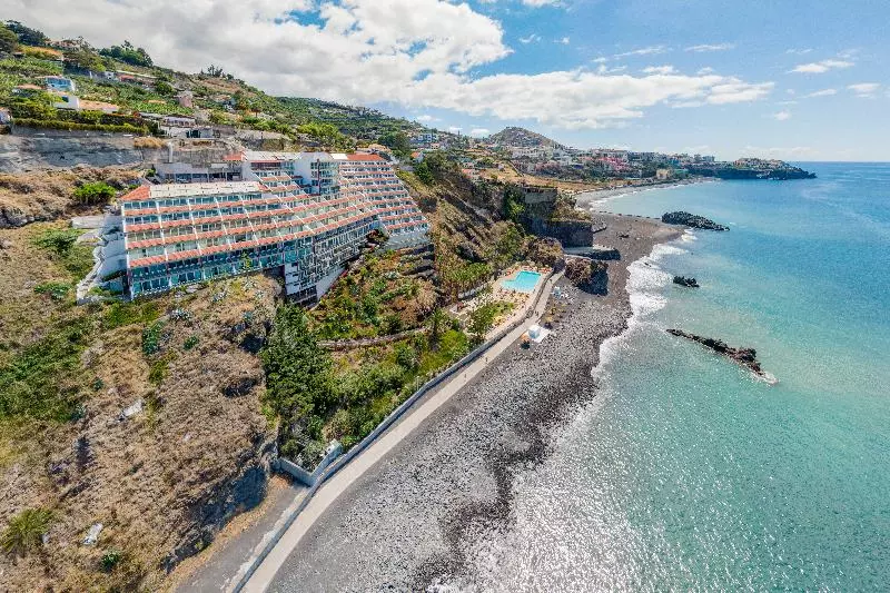 בית מלון כפרי Orca Praia