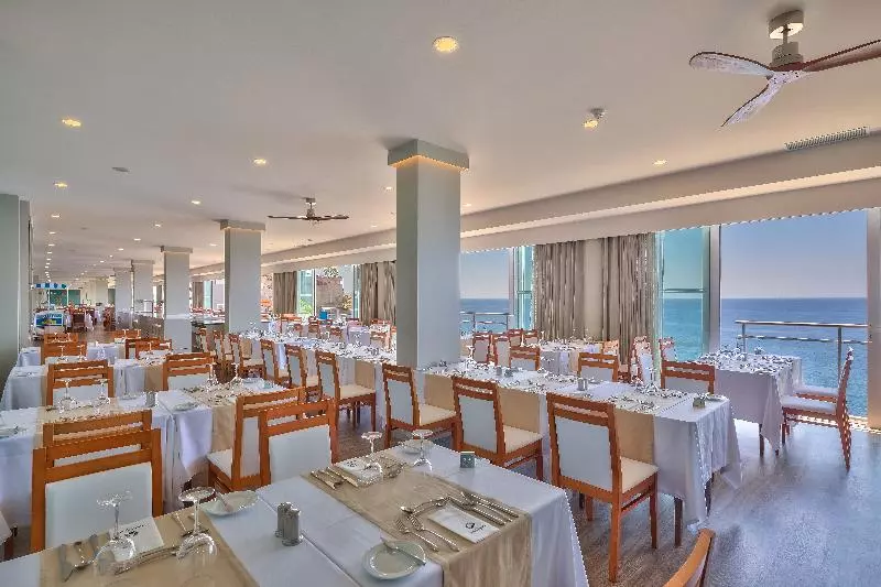 בית מלון כפרי Orca Praia