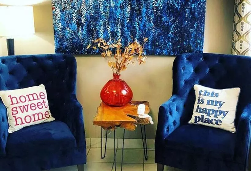 هتل Sonesta Simply Suites Detroit Ann Arbor