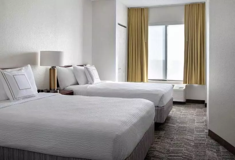 בית מלון כפרי Springhill Suites Danbury